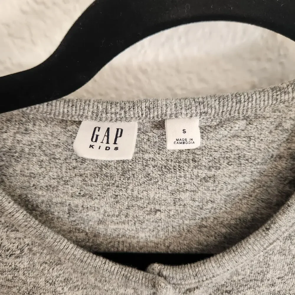 Gap‎ Girls Size Small Gray Jumper New